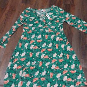 NWT! Old Navy Maternity Dress (XS)